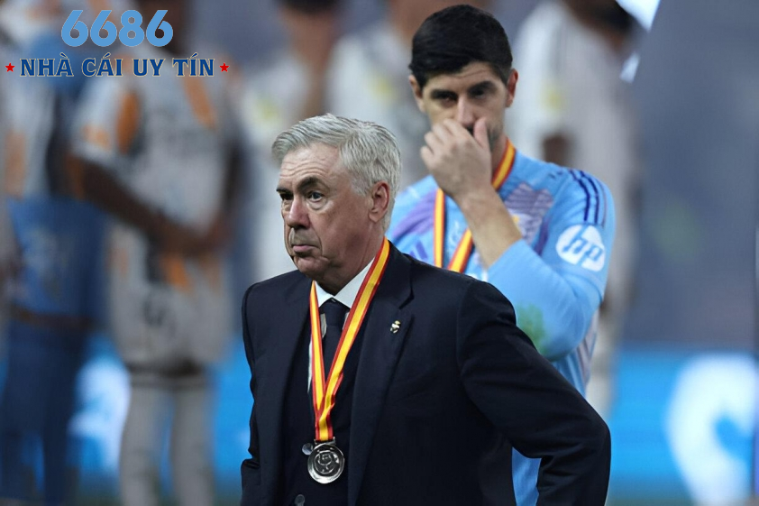 HLV Ancelotti thừa nhận thực tại bất ổn tại Real Madrid (Ảnh: Getty).